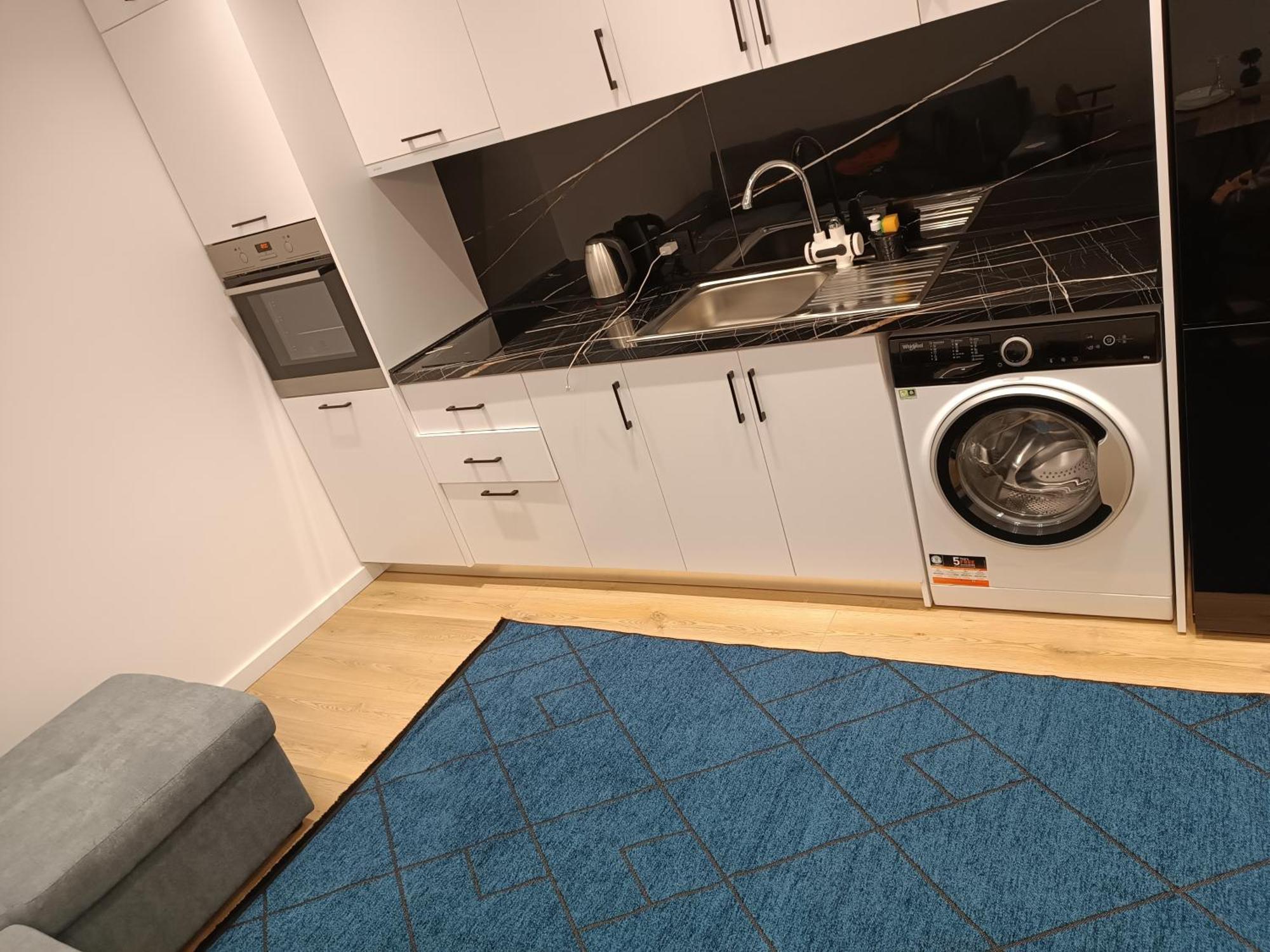 Am Luxury Apartment Tiranë Bilik gambar